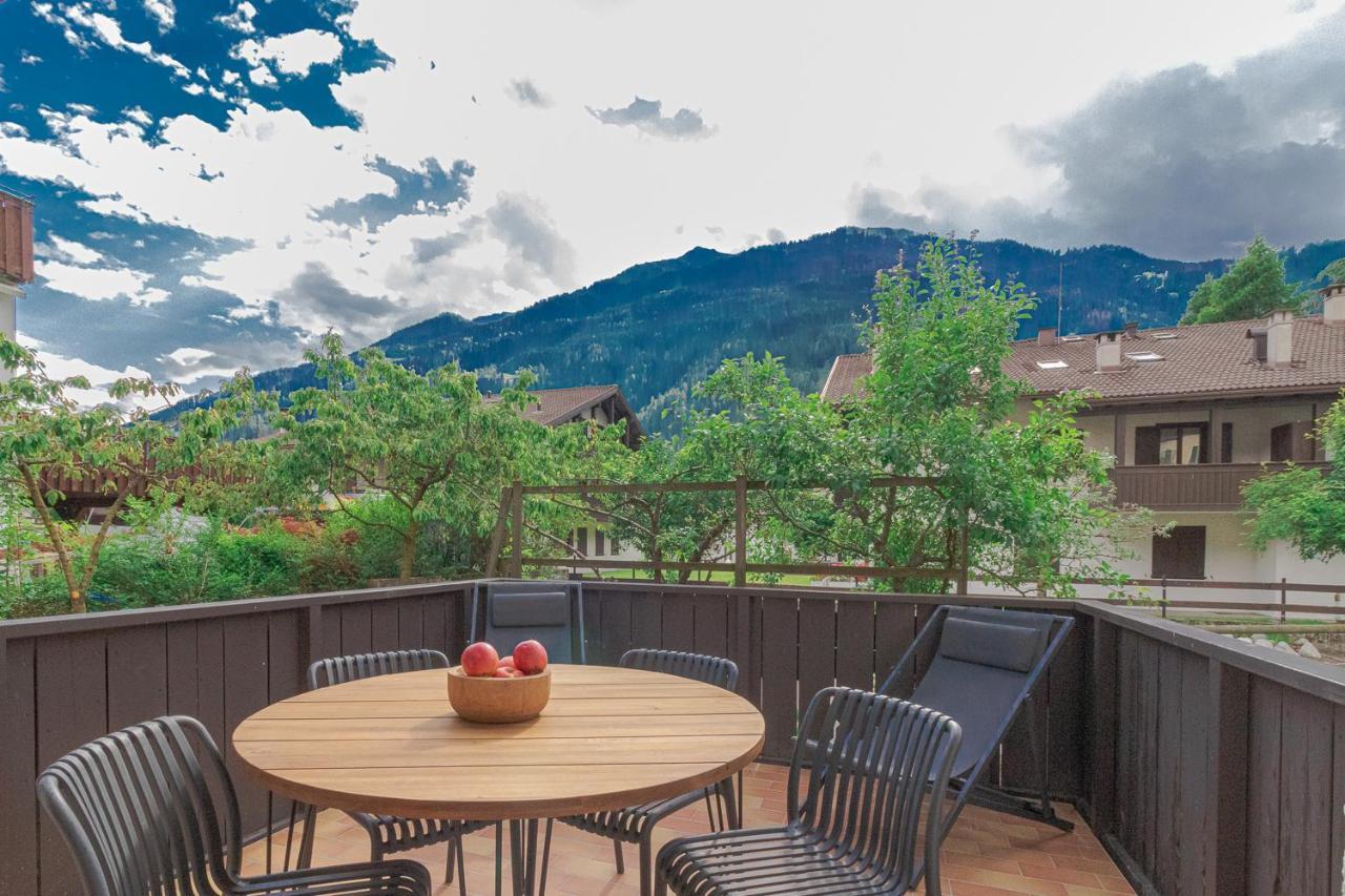 Suite Italy Pinzolo Due Giustino Exterior photo